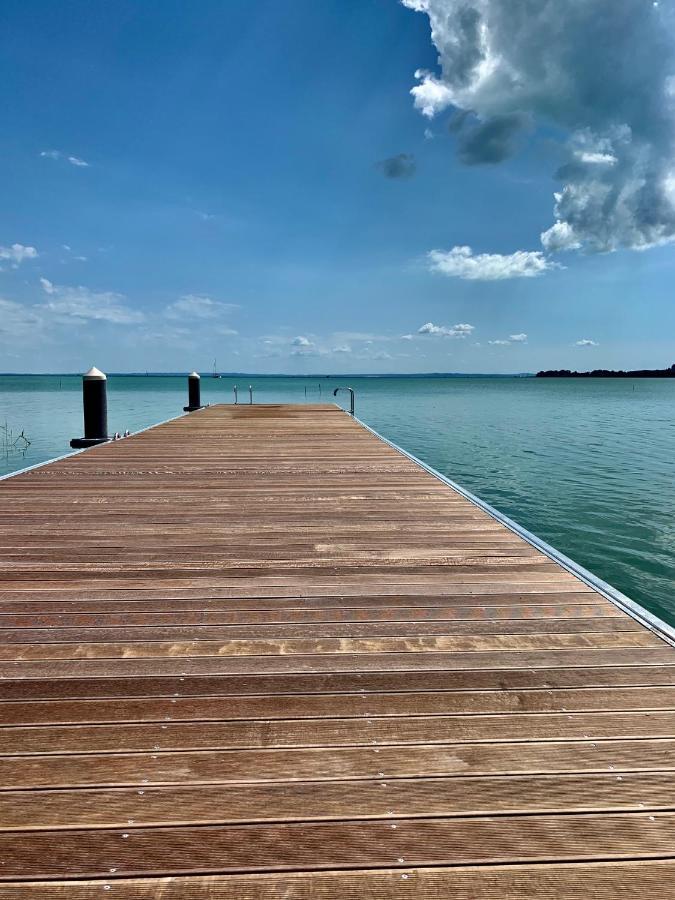 Апартаменты Fuzliget Surf Garden Балатонфюзфё Экстерьер фото