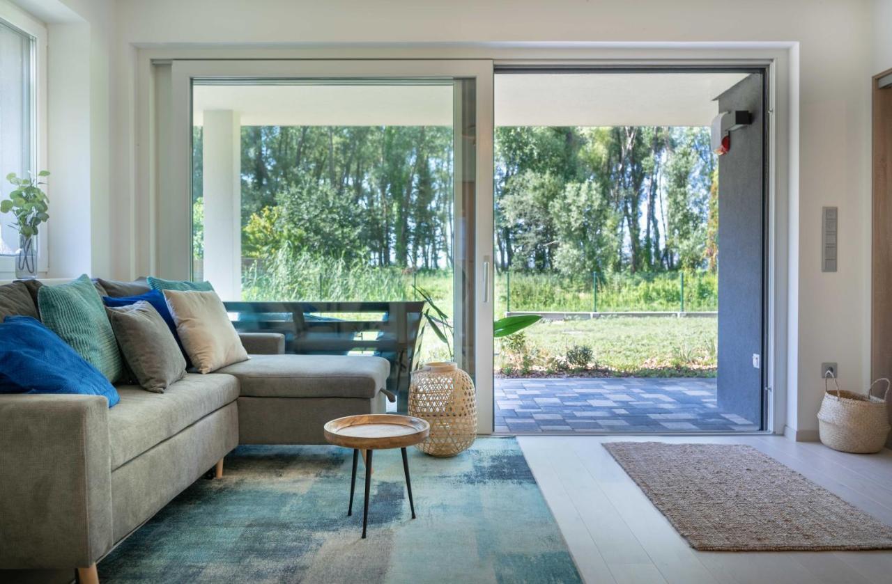 Апартаменты Fuzliget Surf Garden Балатонфюзфё Экстерьер фото